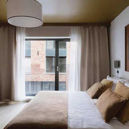 Ironique By Mb Apartmán Krakov