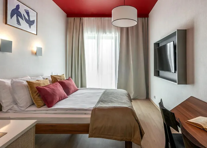 アパート Ironique By Mb *