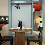 Ironique By Mb Apartament