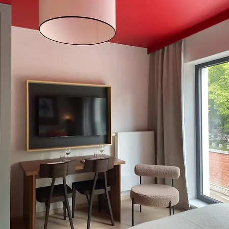 Ironique Apartment