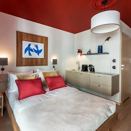 Ironique By Mb Cracovia