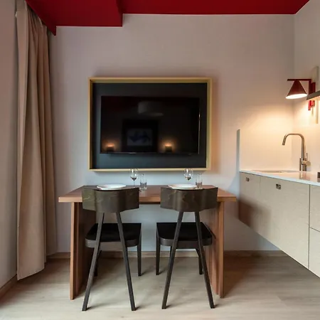 Ironique By Mb Apartment Krakau