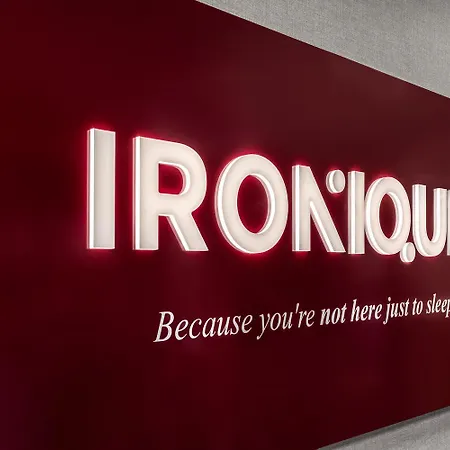 Ironique By Mb * Cracóvia