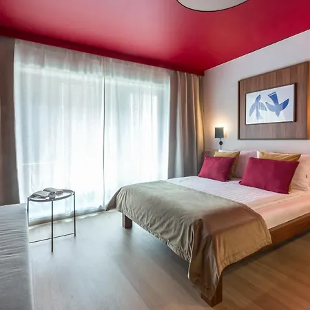 Ironique By Mb Апартаменты *